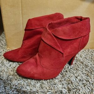 Appear of red booties